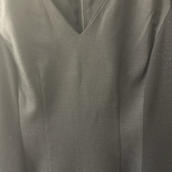 T Tahari Dress- Size 10, Black and Gray - Picture 6 of 9